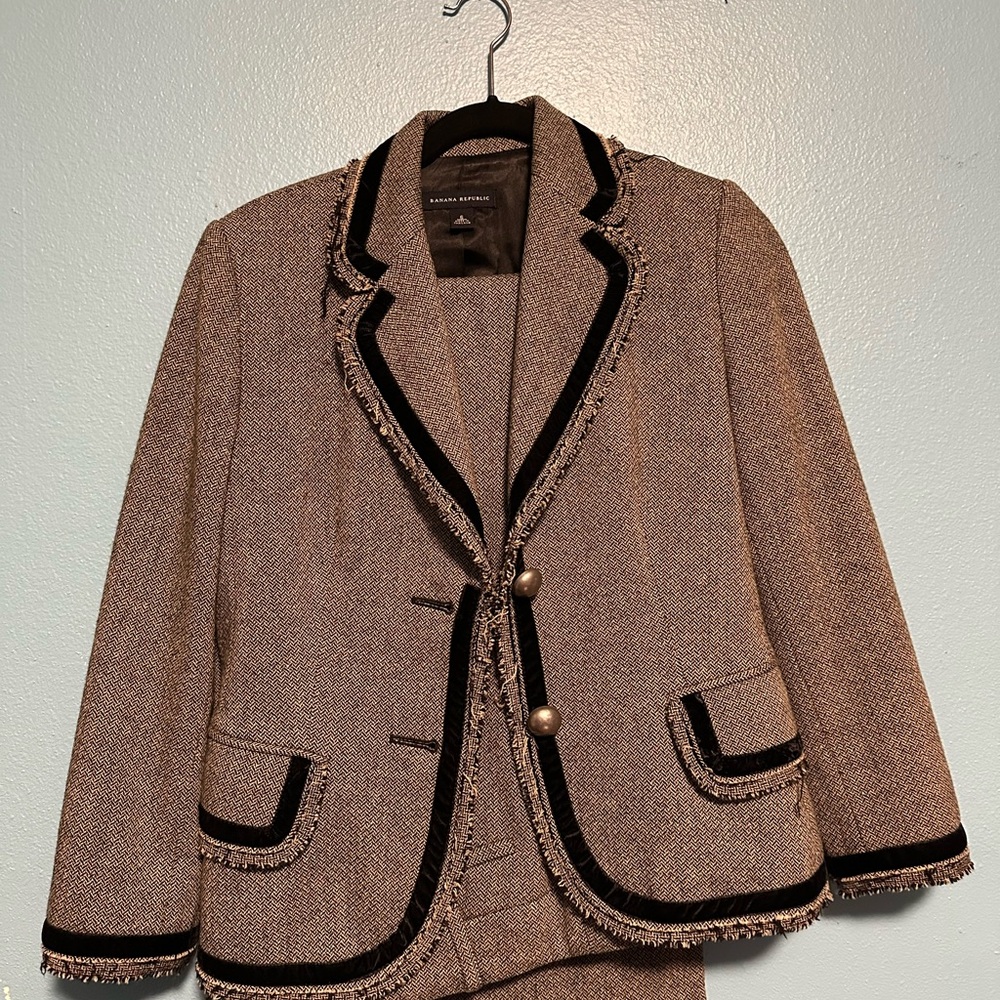 Banana Republic Tweed Blazer set with Black Accents